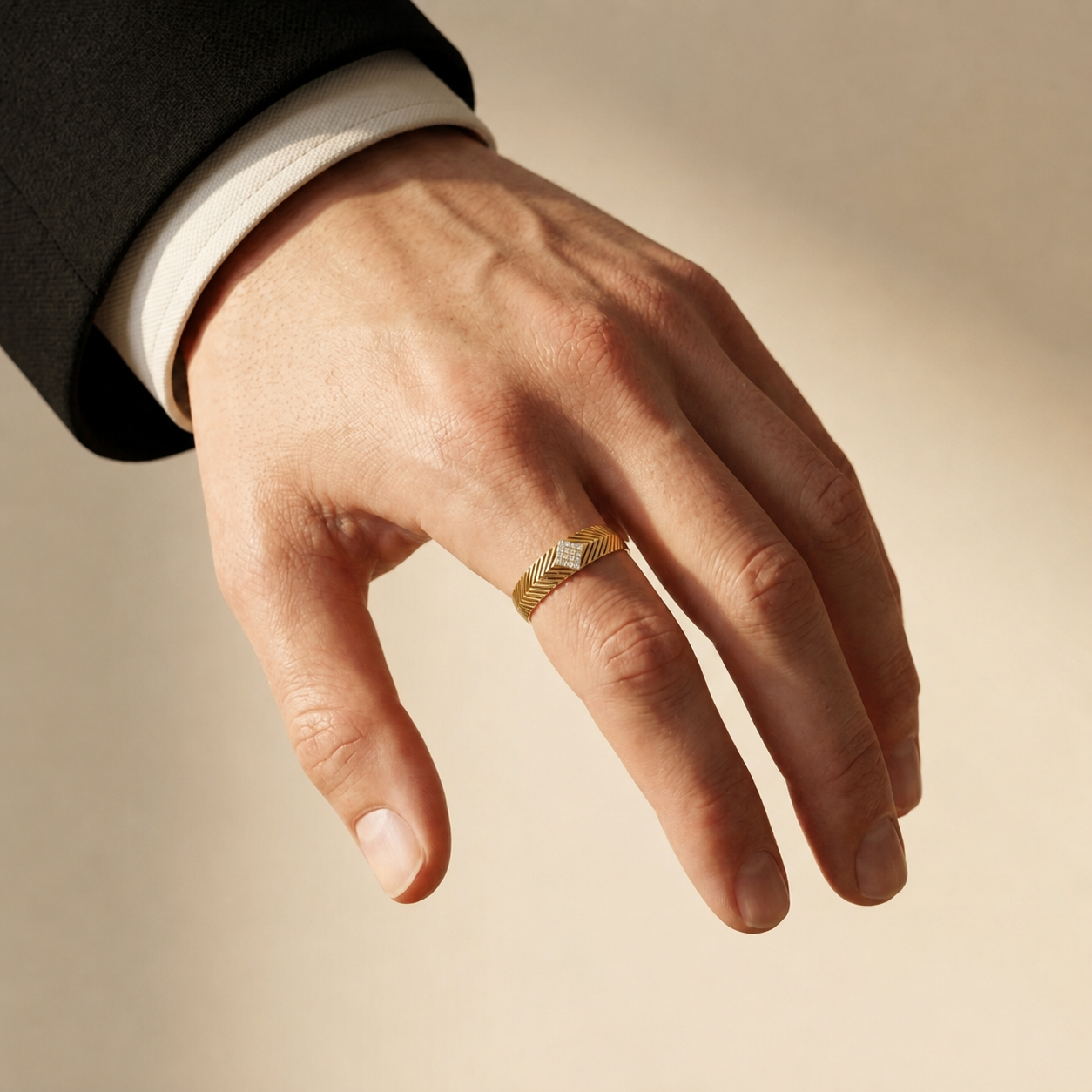 Modern Geometric Round Lab Grown Diamond Signet Ring