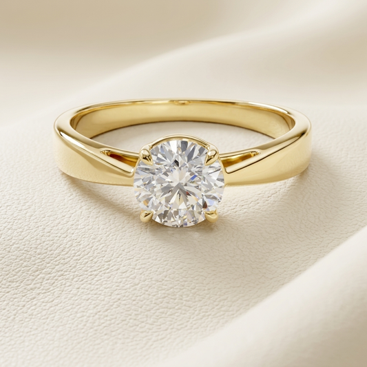 Round diamond V shoulder ring
Yellow gold diamond ring
Round solitaire engagement ring
Gold diamond solitaire
Modern V shoulder ring
Round cut diamond ring
Elegant gold engagement ring
Minimalist diamond ring
Classic solitaire ring
Gold round diamond ring