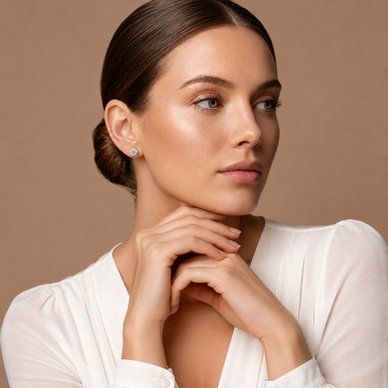 Round Diamond Stud Earrings with Eight-Prong Setting