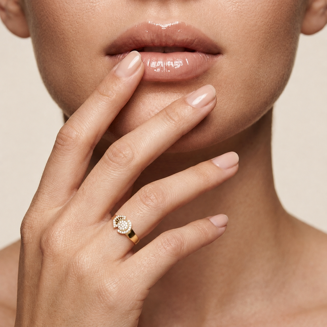 Round Lab Grown Diamond Geometric Circle Ring