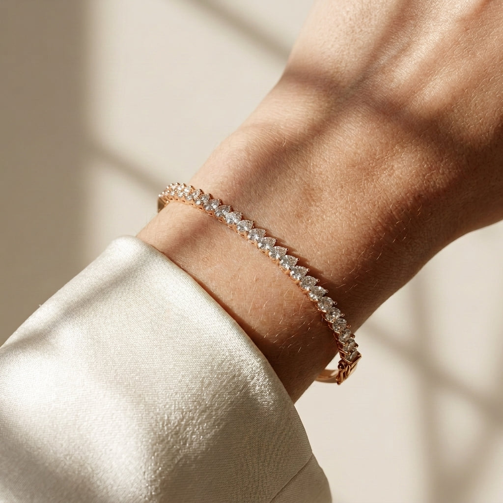 Eleganter Glanz Diamantarmreif | Strahlender Luxus für jedes Handgelenk
