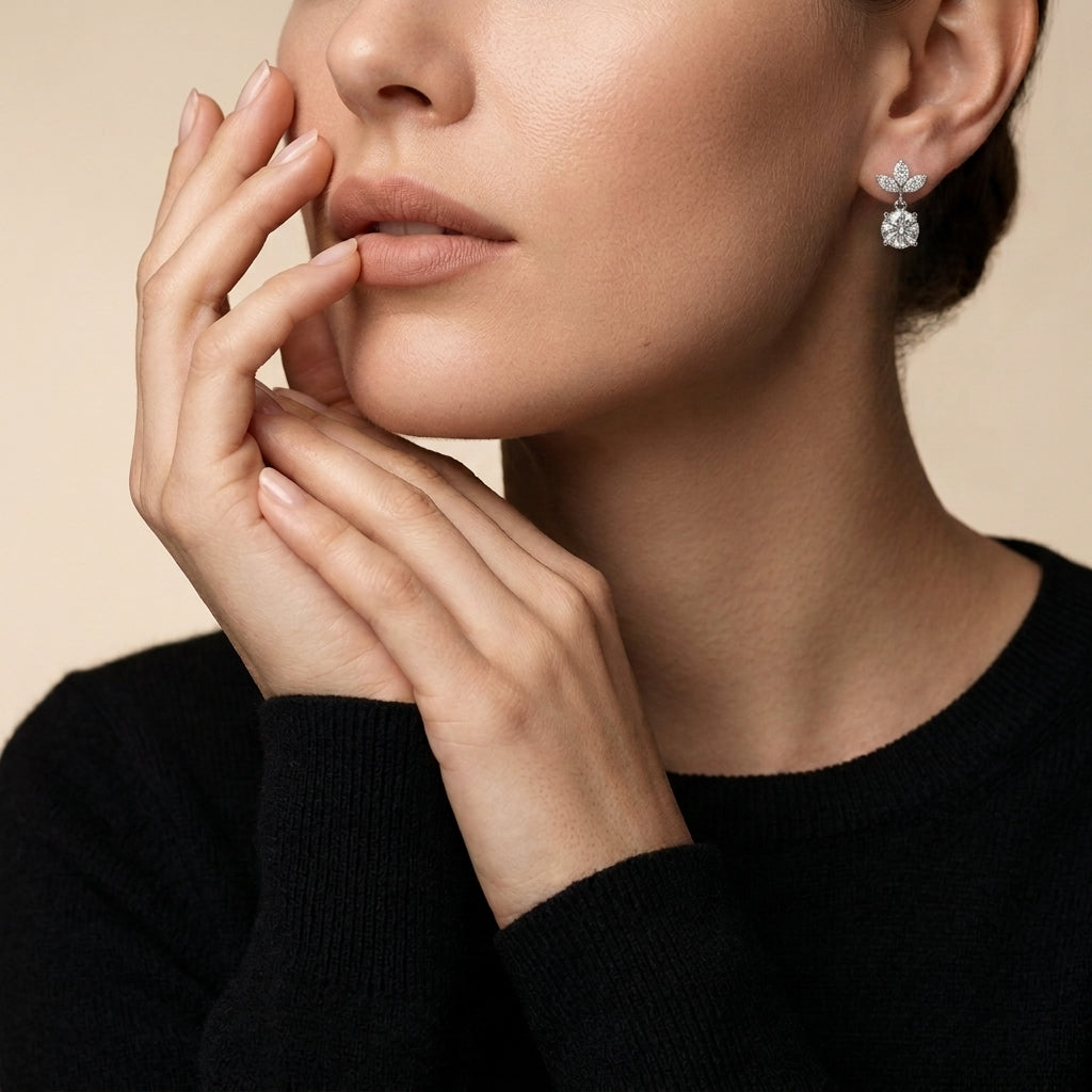 Diamant-Blatt-Ohrringe im Tropfendesign, Laborgezüchtet, in Gold | Eleganter Feinschmuck